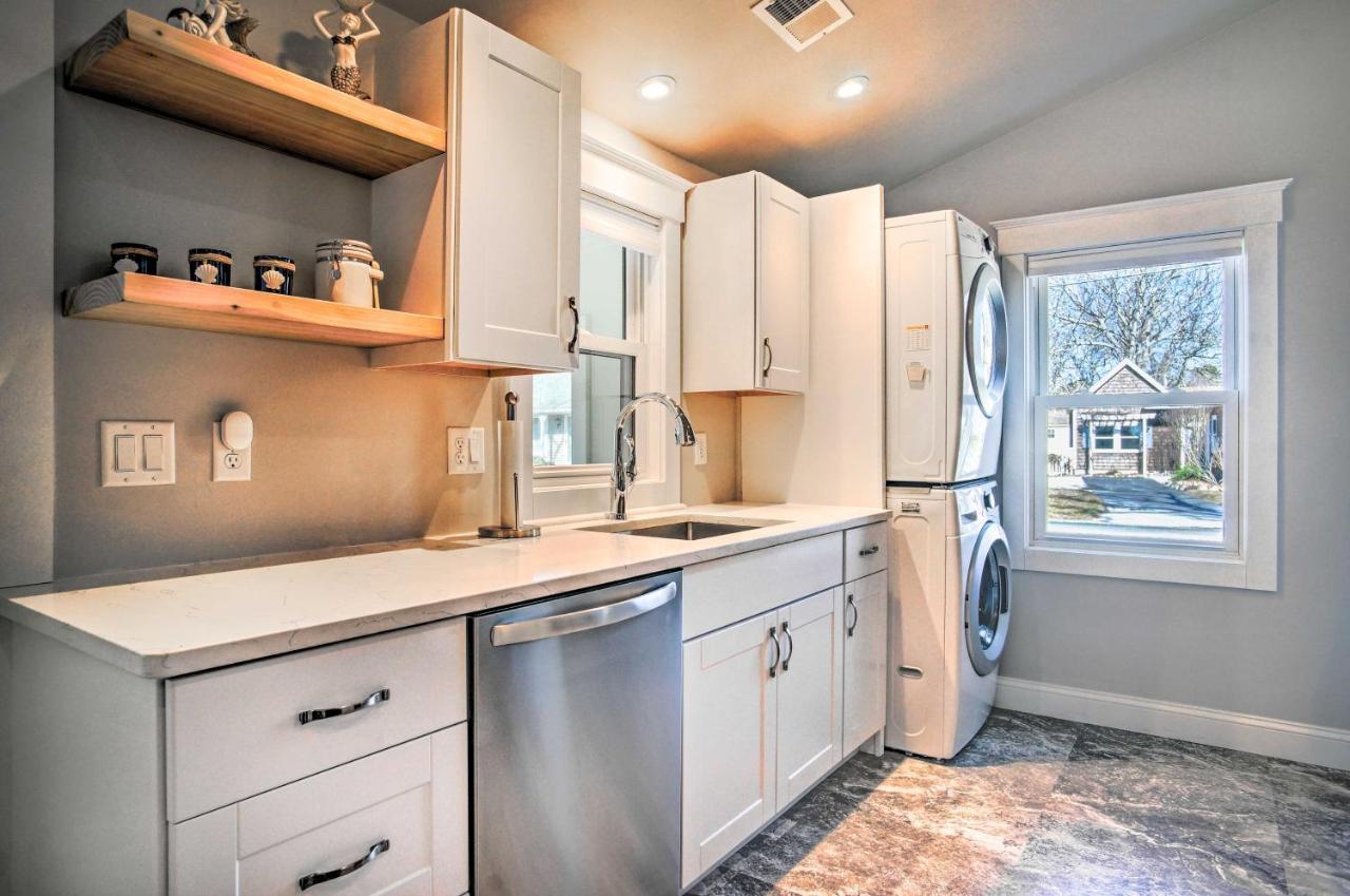 Updated Buzzards Bay Beach Cottage Walk To Shore! Bourne Exterior photo