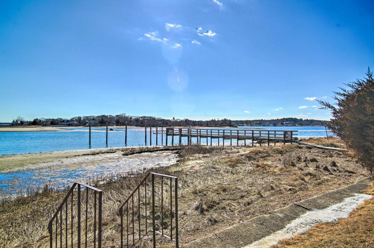 Updated Buzzards Bay Beach Cottage Walk To Shore! Bourne Exterior photo